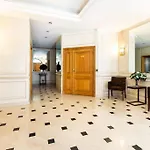 Paris 8 Elegant Appartement Familial